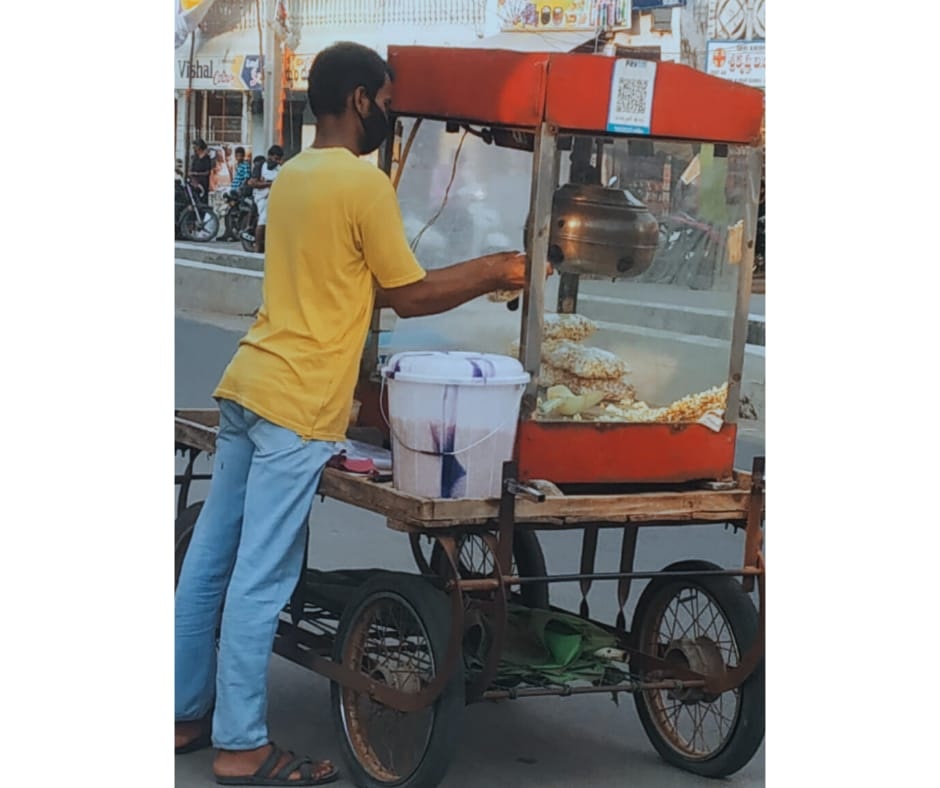 popcorn-seller-akshara-livelihoods
